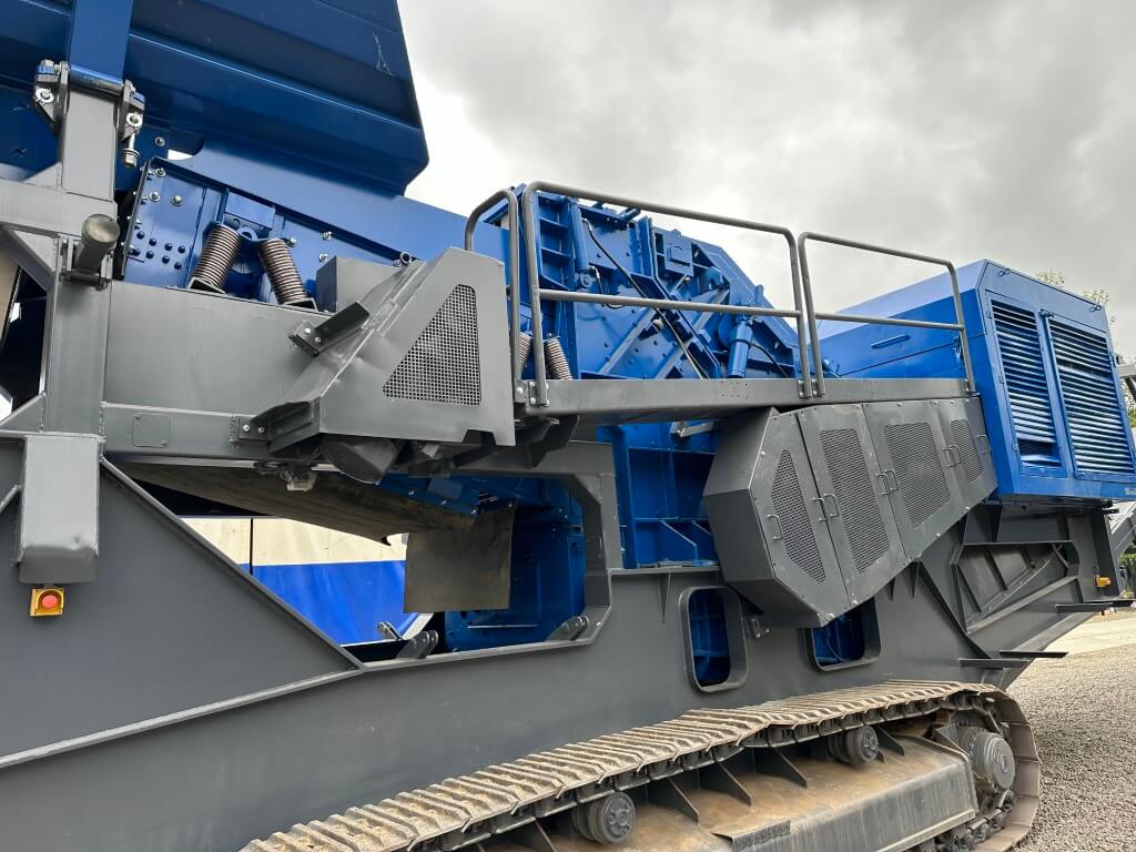 raupenmobiler-Prallbrecher-MR122Z-rebuild (5)